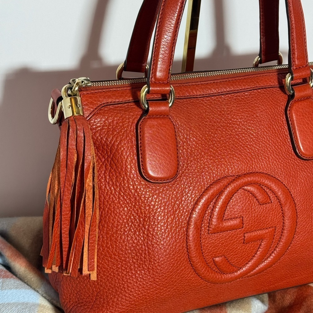 SALE
AUTHENTIC Gucci SoHo Leather Handbag - Picture 3 of 14